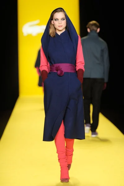 Look 19